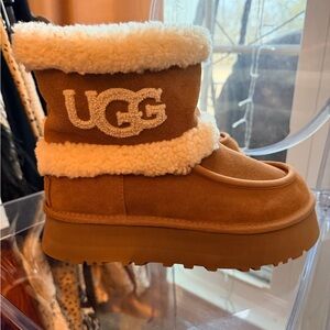 UGG Tan Boots with Cream Shearling Trim